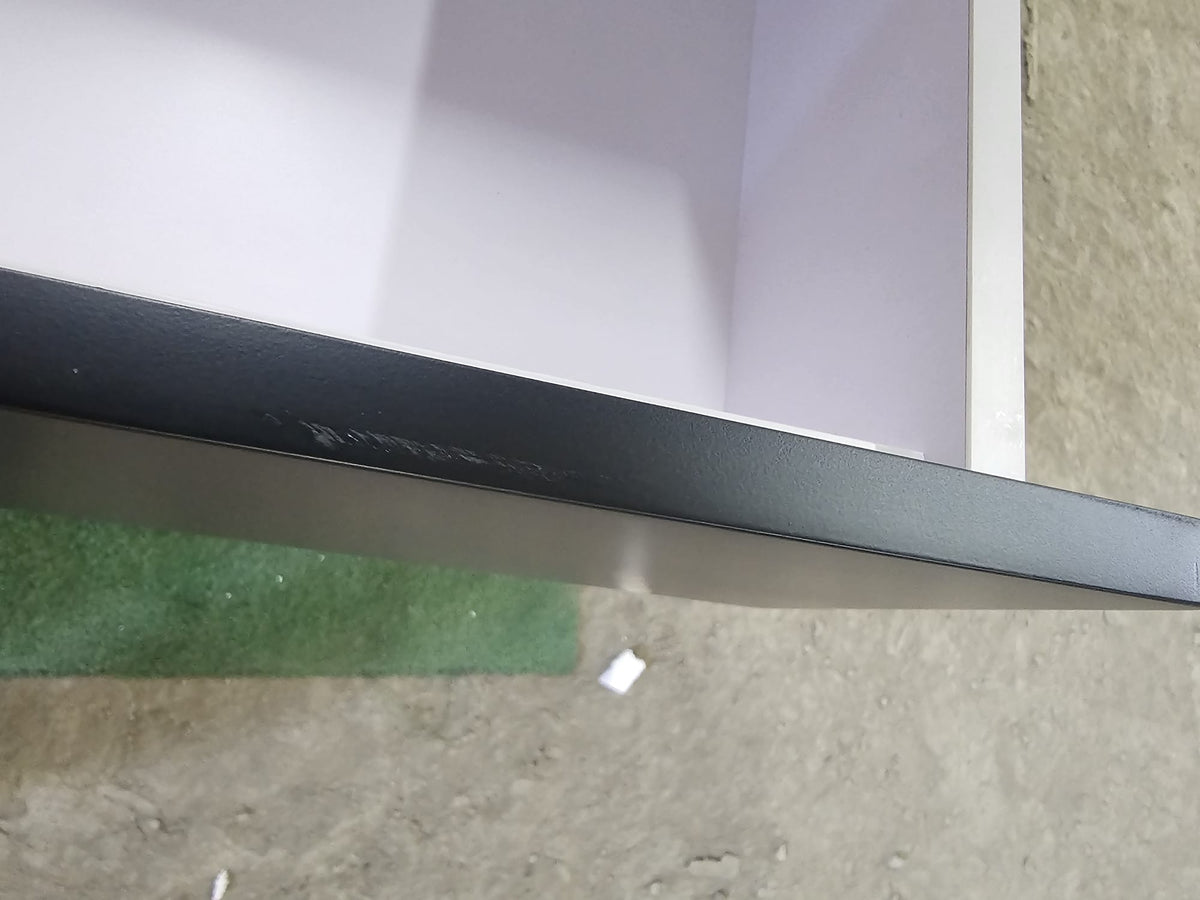 OUTLET 34 – Kozmetický recepčný pult Averne LED – recepčný pult do salónu 180 cm – čierny