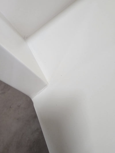 OUTLET 48 - Réception cosmétique Averne LED – comptoir d’accueil pour salon 180cm - Crème