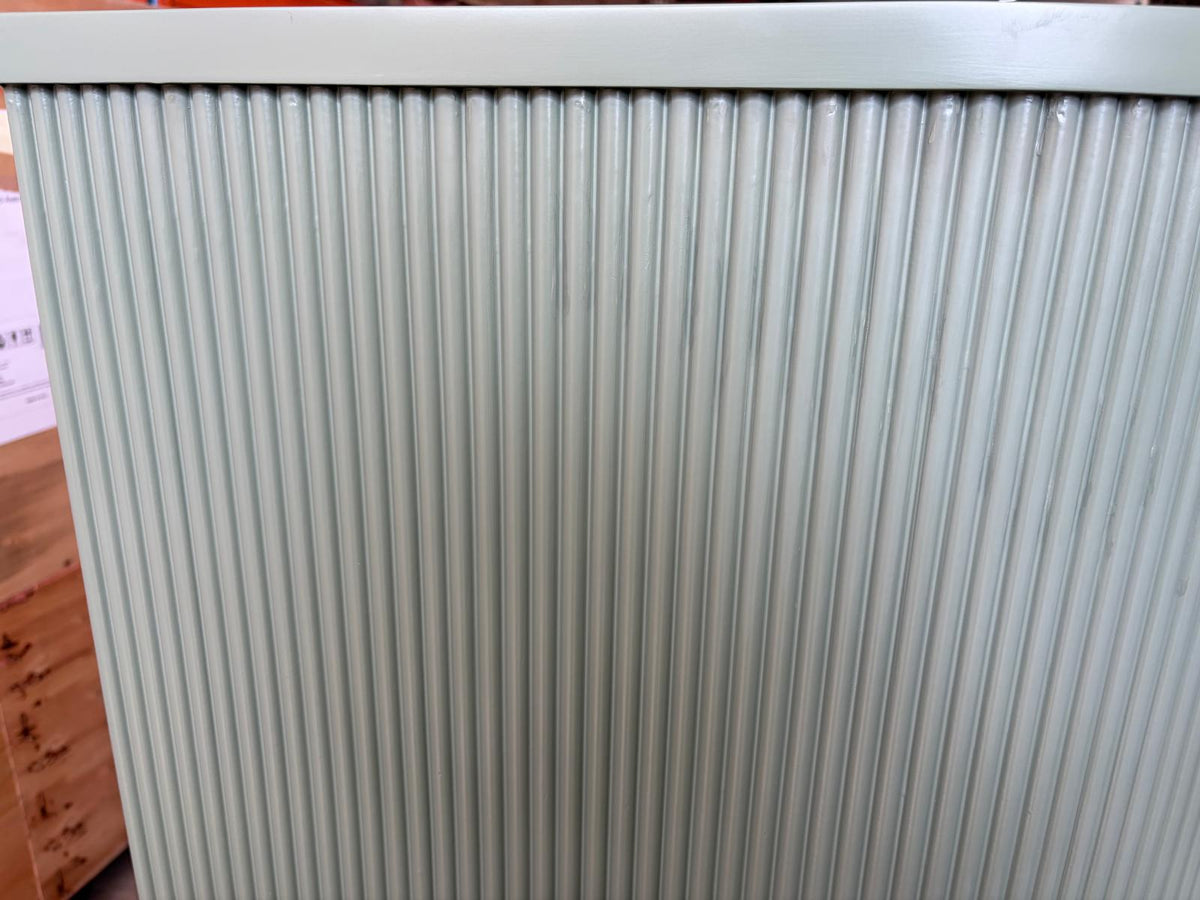 OUTLET 9 - Kosmetikrezeption Averne LED - Empfangstresen für den Salon 140cm- Olivgrün
