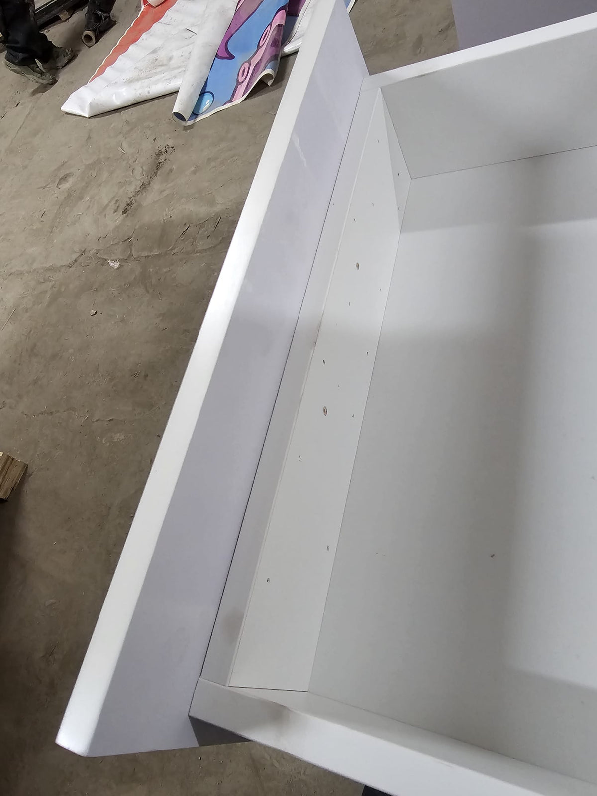 OUTLET 17 - Kosmetikrezeption Averne LED – Empfangstresen für den Salon 180cm - Rosa