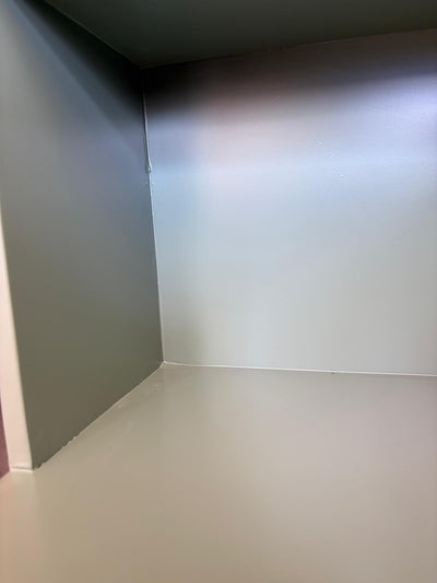 OUTLET 9 - Kosmetikrezeption Averne LED - Empfangstresen für den Salon 140cm- Olivgrün